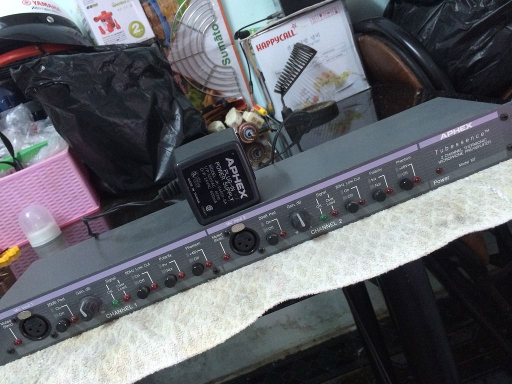 Cần bán Preamplifier Aphex Tubessence 2channel Thermionic Microphone preamplifier mới 90% giá 3t5