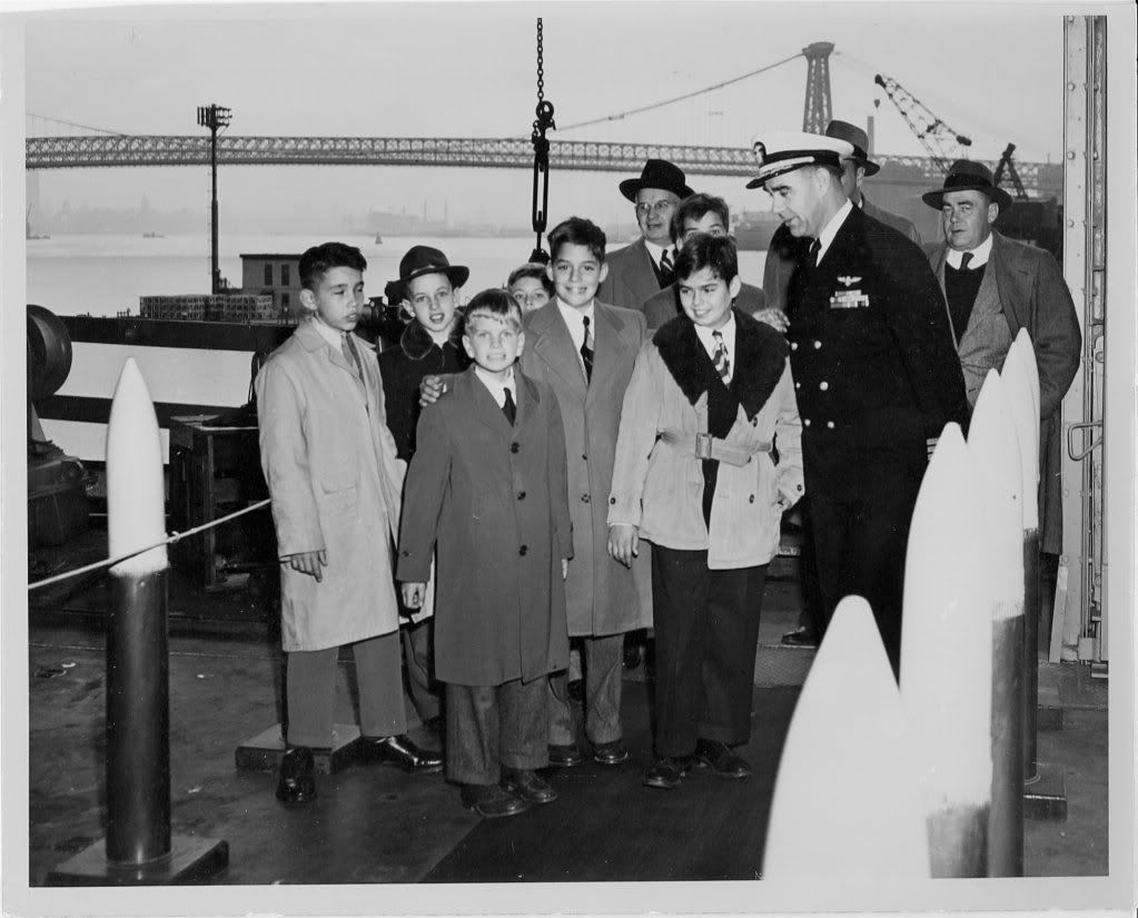 Children1950USSOriskany.jpg